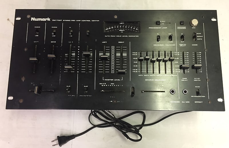 Numark DM1700T Stereo DJ Controller / Mixer (AS IS - Non