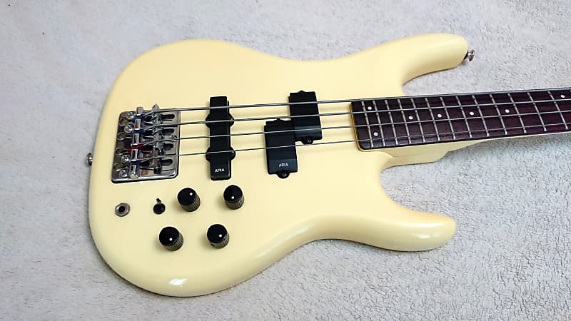 Aria Pro II RSB Formula Active Bass - Vintage Matsumoko Japan 1986 inc  original Zip Case