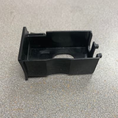 Ovation outlet battery box