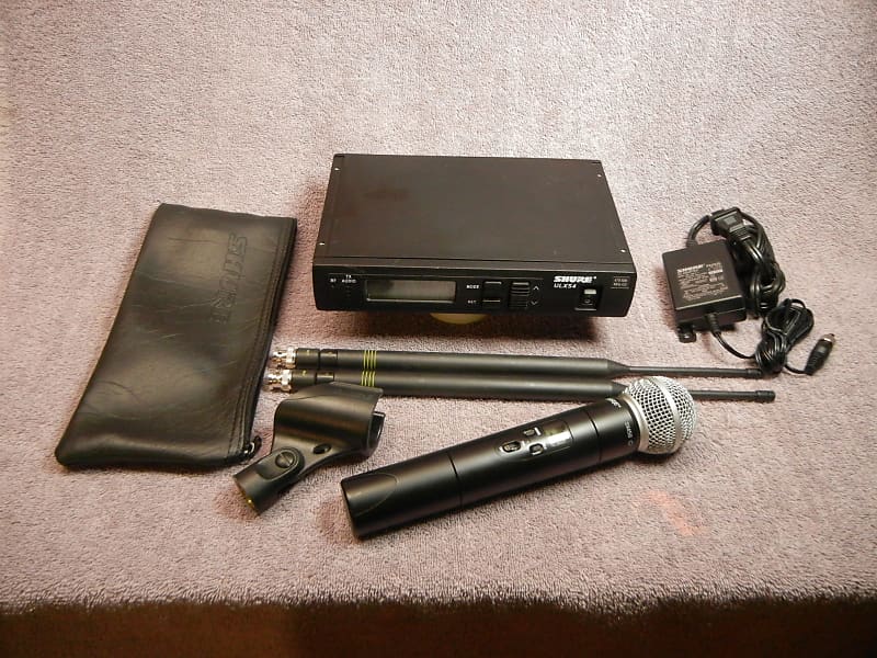 Shure Ulxs24-g3 Professional Wireless Microphone System, 