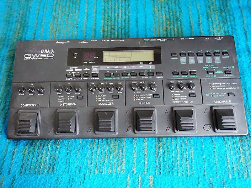 ギター YAMAHA GW50 GUITAR PERFORMANCE EFFECTOR Yamaha GW50 Guitar Performance Effector | Reverb