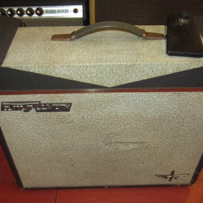 Vintage Circa 1966 Farfisa Amplivox 18 Amp for sale