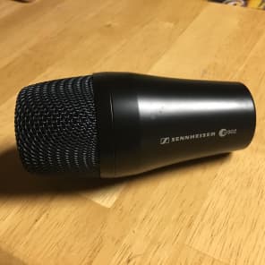 Sennheiser e902 Dynamic Bass Instrument Microphone | Reverb