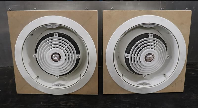 SpeakerCraft AIM Four 2003 - Plastic face  			