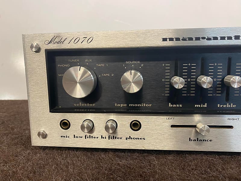 Vintage Marantz 1070 Console Stereo Amplifier Mid 70's