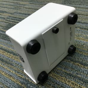 Pro-co RAT 2 WHITE IKEBE 40th Anniversary Distortion pedal