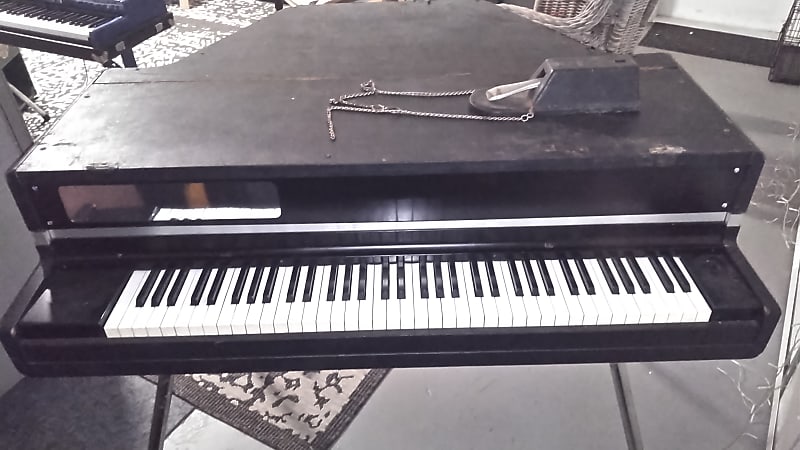 Yamaha CP-70B Electric Grand Piano | Reverb