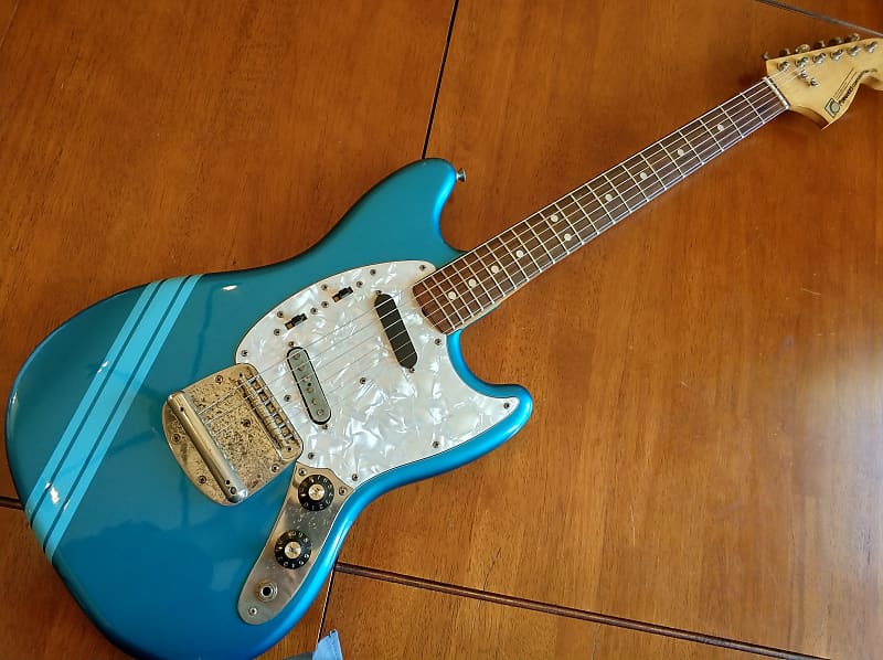 Vintage Competition blue Mustang Fernandes Offset Nirvana