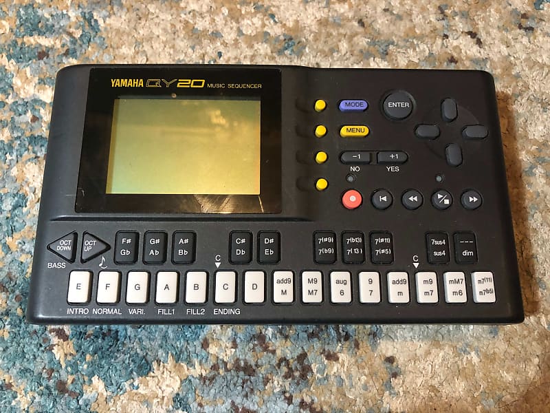 Yamaha QY20 - Bad LCD driver