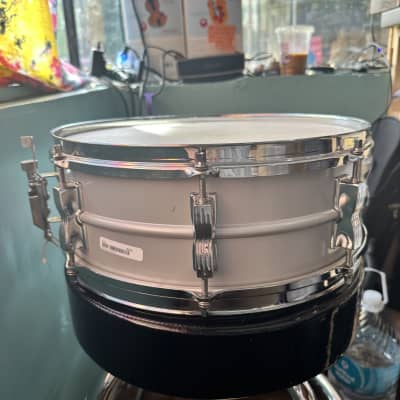 Ludwig L-404 Acrolite 5x14" 8-Lug Aluminum Snare Drum with Rounded Blue/Olive Badge, circa 1980s image 4