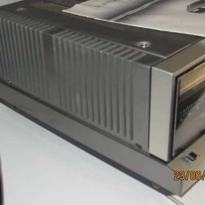 Vintage JVC JR-S201  Stereo Receiver w Magnetic Phono In - Comp to Pioneer SX  w better specs image 7