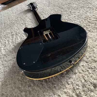 Yamaha CV820 WB Wes Borland Signature 2011 Black image 9