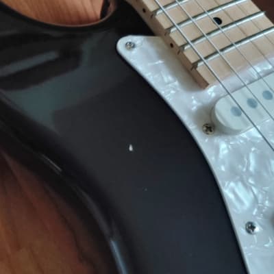 逸品　Fernandes RETROROCKET PRO サスティナー Fernandes Retrorocket Pro Sustainer guitar arrives at