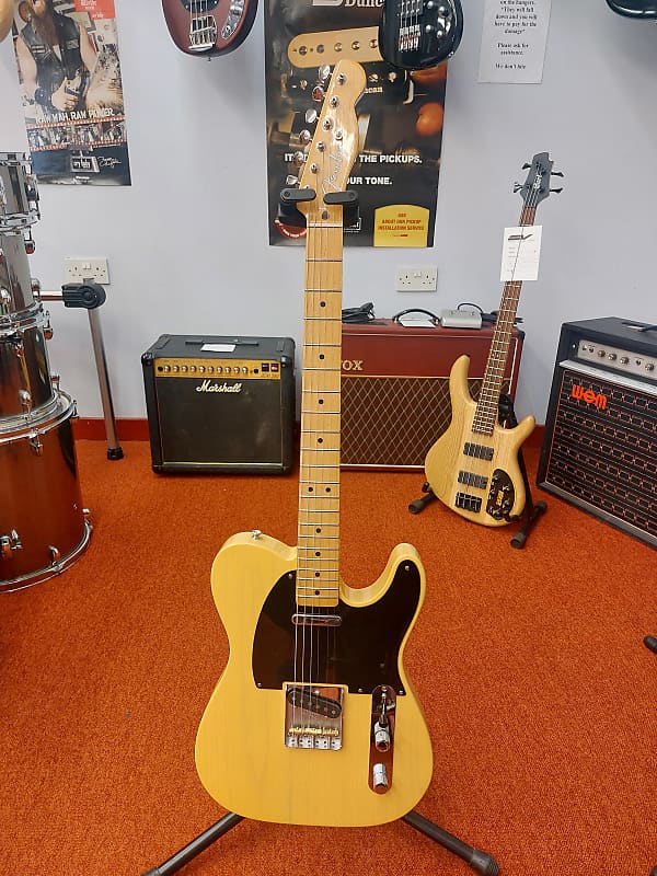 Fender Classic Player Baja Telecaster - Butterscotch Blonde | Reverb