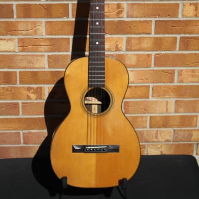 1915-1916 Washburn Model 1915 Style 1115 Parlor Guitar with