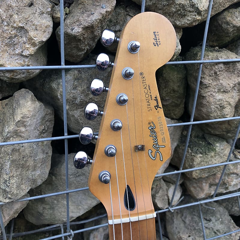  特価ブログのポータルサイト Series Silver Squier Stratocaster 3 - 1990s Japan in Made ストラップ