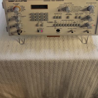 Sencore TVA92/VG01 combo w/ all leads 1990s video analyzer/generator//excellent condition NM image 12