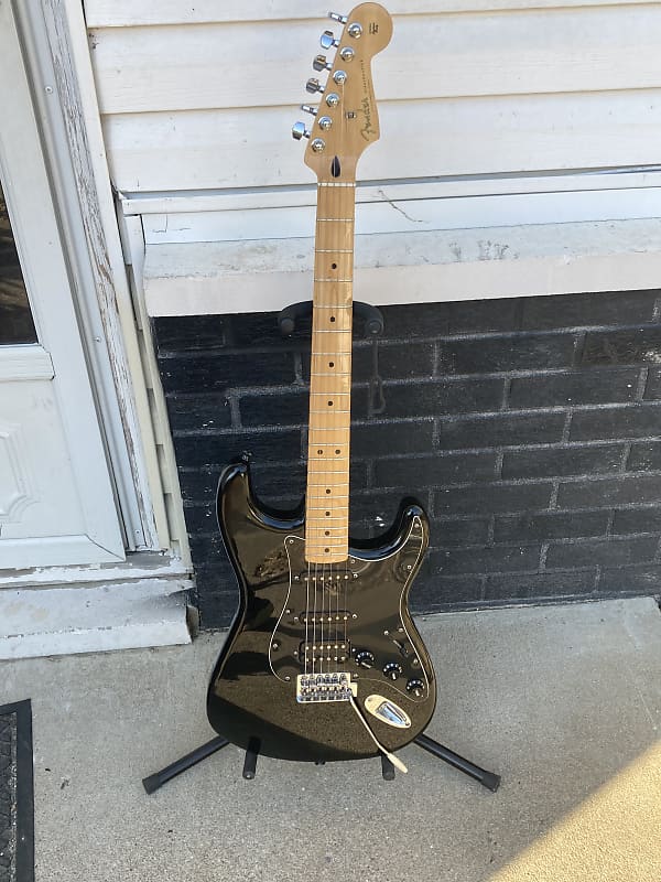 Fender Special Edition Standard HSS Stratocaster with Maple Fretboard Black image 1