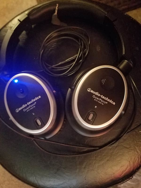 AudioTechnica QuietPoint Athanc7b Noise Cancelling Reverb