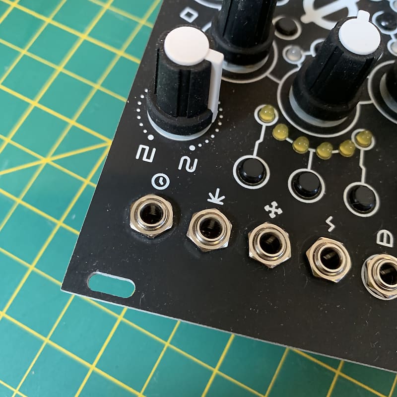 鍵盤楽器 Antumbra ROT8 8 STEP ANALOG SEQUENCER Antumbra | ROT8
