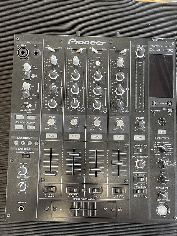 Table de mixage DJ DJM 800 Pioneer DJ 