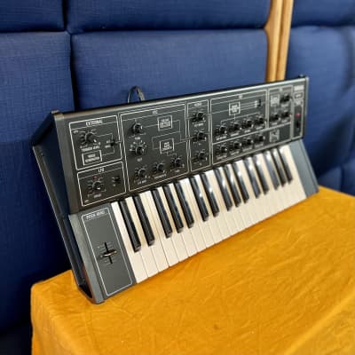 Yamaha  CS-5 analog synthesizer 1970’s - Noir original vintage MIJ Japan mono synth image 2