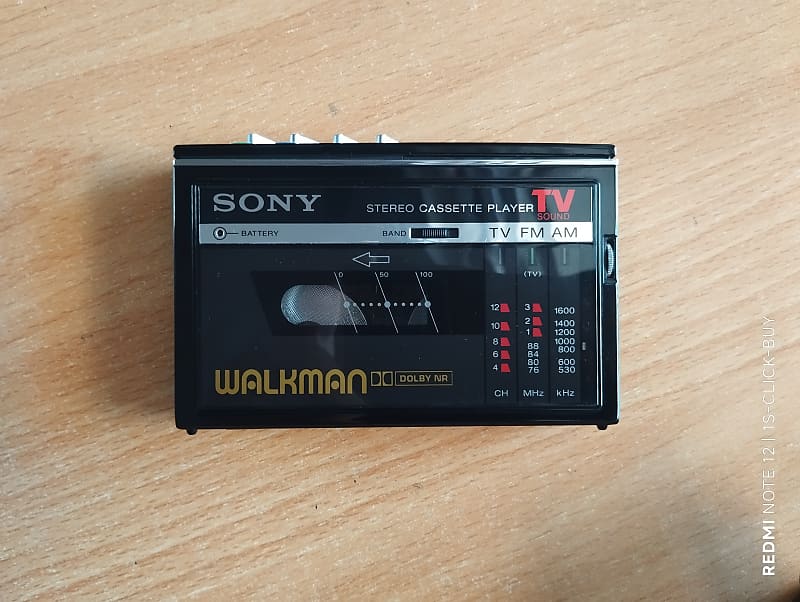 Sony WM F30 1984 - Sony Walkman radio Cassette player WM F30 black working  			