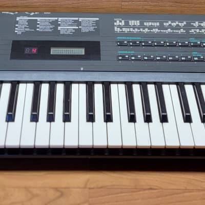 Yamaha DX7S Programmable Algorithm Synthesizer 1983 - 1987 - Black image 2