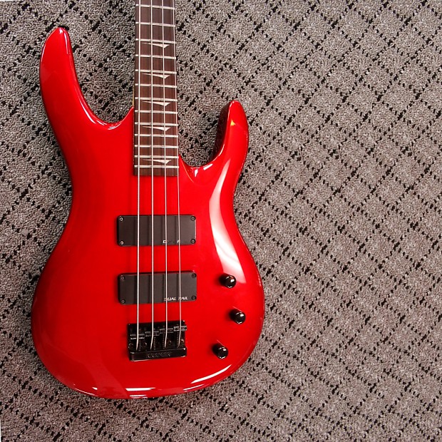 Kramer Striker 422S 4-sting Bass w/ Gigbag | Reverb