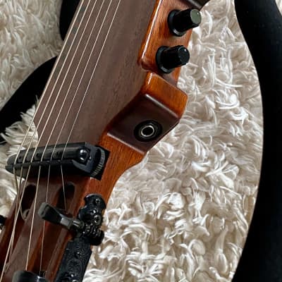 Guitare de voyage pliable Aria Sinsonido - Petite Annonce TrocMusic