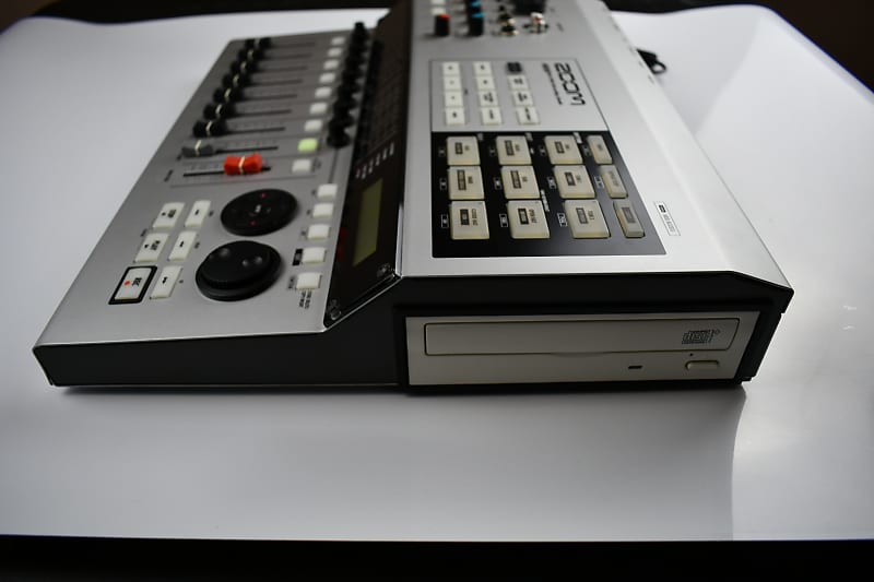 Zoom HD8 Hard Disk Recording Studio | Reverb