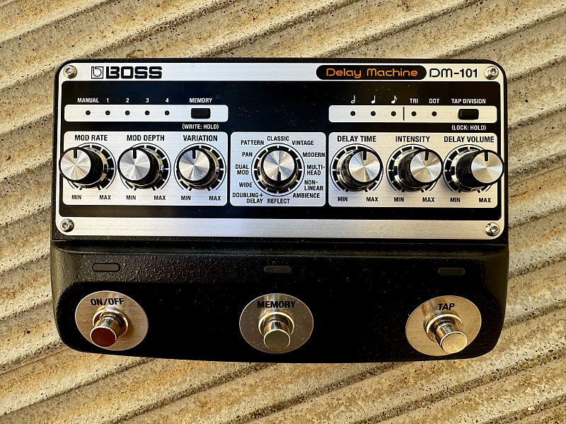 Boss DM-101 Delay Machine