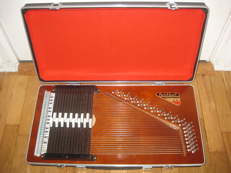 Rhythm Band Portaharp Autoharp Chromaharp Built in Case Ready Reverb