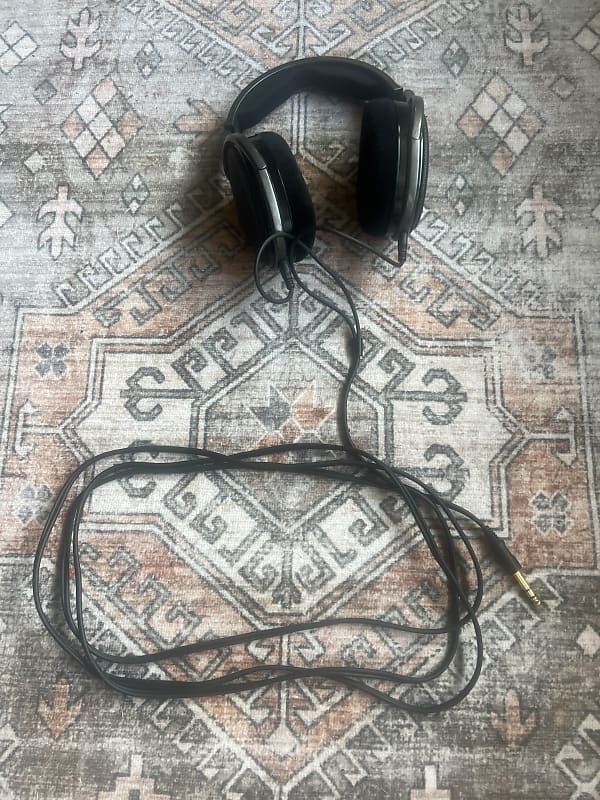 Sennheiser HD 650 Reference Headphones 2010s - Black  			