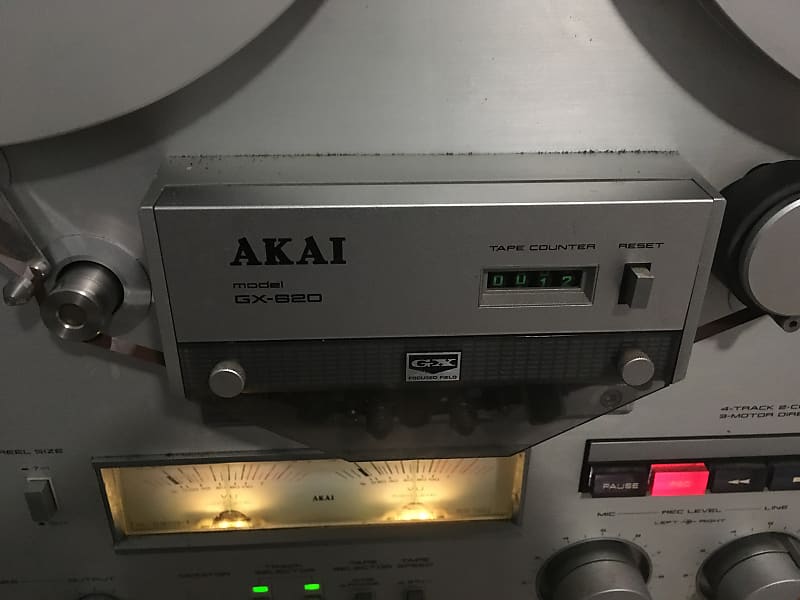 Akai GX-620 Reel to Reel 10 1/2 reels, Glass heads, two speed, various lot  of tapes Photo #1187614 - Aussie Audio Mart