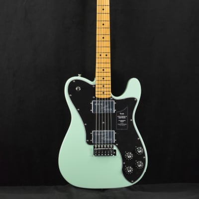 Fender Vintera II '70s Telecaster Deluxe with Tremolo Surf Green