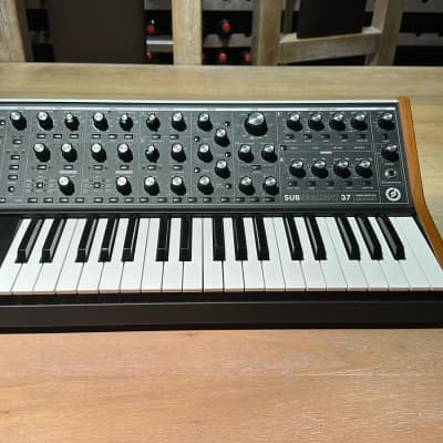 Moog Subsequent 37 Analog Synth 2017 - Present - Black