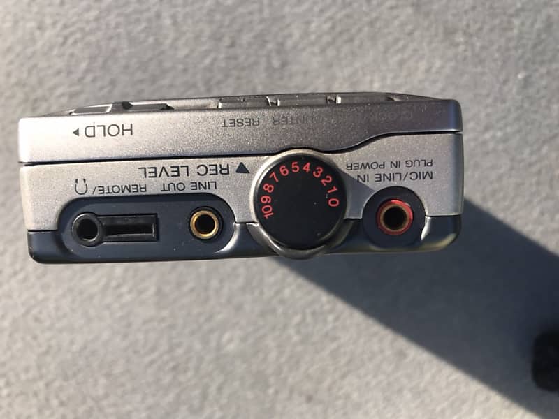 SONY TCD-D100 DAT WALKMAN silver 1998 Silver | Reverb Canada