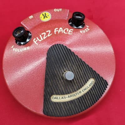 VINTAGE ORIGINAL RED 1968 DALLAS ARBITER FUZZ FACE GUITAR EFFECT 