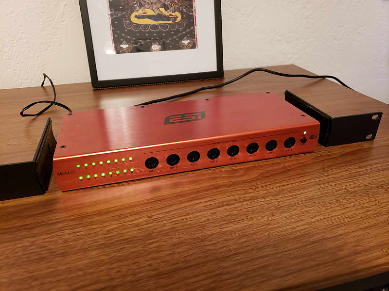 ESI M8U eX 16Port USB 3.1 Gen 1 MIDI Interface with USB Hub Reverb