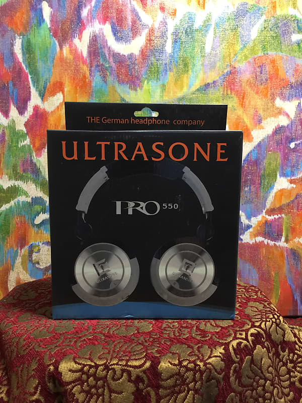 Ultrasone - PRO 550 - Closed-Back -Headphones - UNUSED