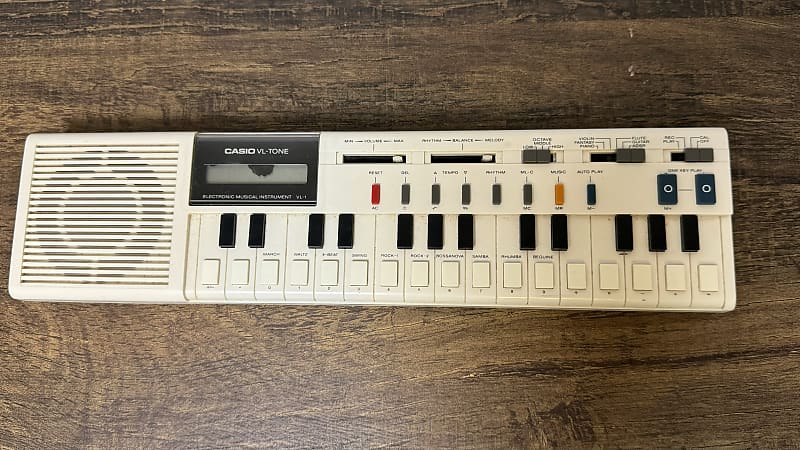 Casio VL-1 VL-Tone 29-Key Synthesizer Keyboard 1979 - 1984