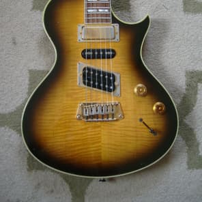 Gibson Nighthawk Standard ST3 1994 Vintage Sunburst image 2