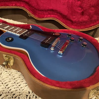 Gibson Les Paul Classic (2018) in Pelham Blue image 2