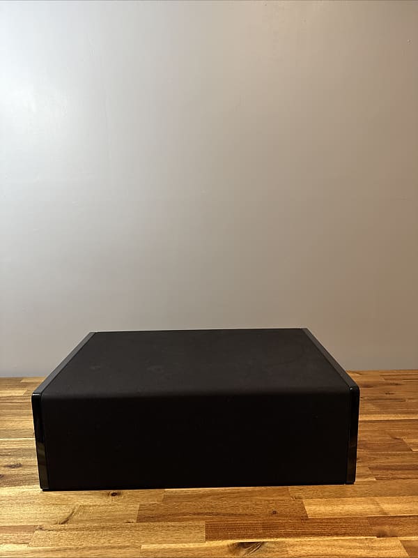 Definitive technology  CLR 3000 center channel speaker home theater  			