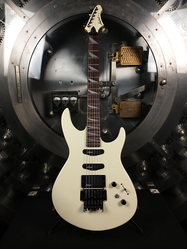 Aria Pro II Viper Series Floyd Rose MIJ White w/ Case