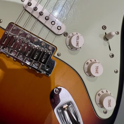 Fender Custom Shop 1964 Stratocaster Anniversary Closet Classic Relic Sunburst, Josefina Campos Pickups, 2013 C S Build image 5