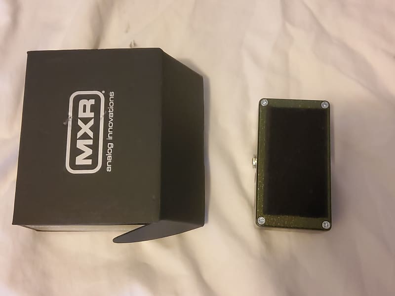 MXR M169 Carbon Copy Analog Delay