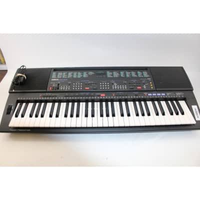Yamaha PSR-500 Portable Electronic Keyboard - 61 Key - Tested - Local Pick Up Only