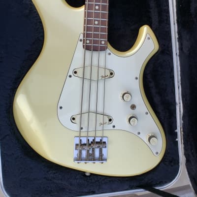 Fender Performer Bass 1985 - 1987 Faded Cream Gold image 12
